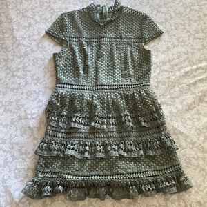 Romeo + Juliet crochet ruffle mock neck dress size L